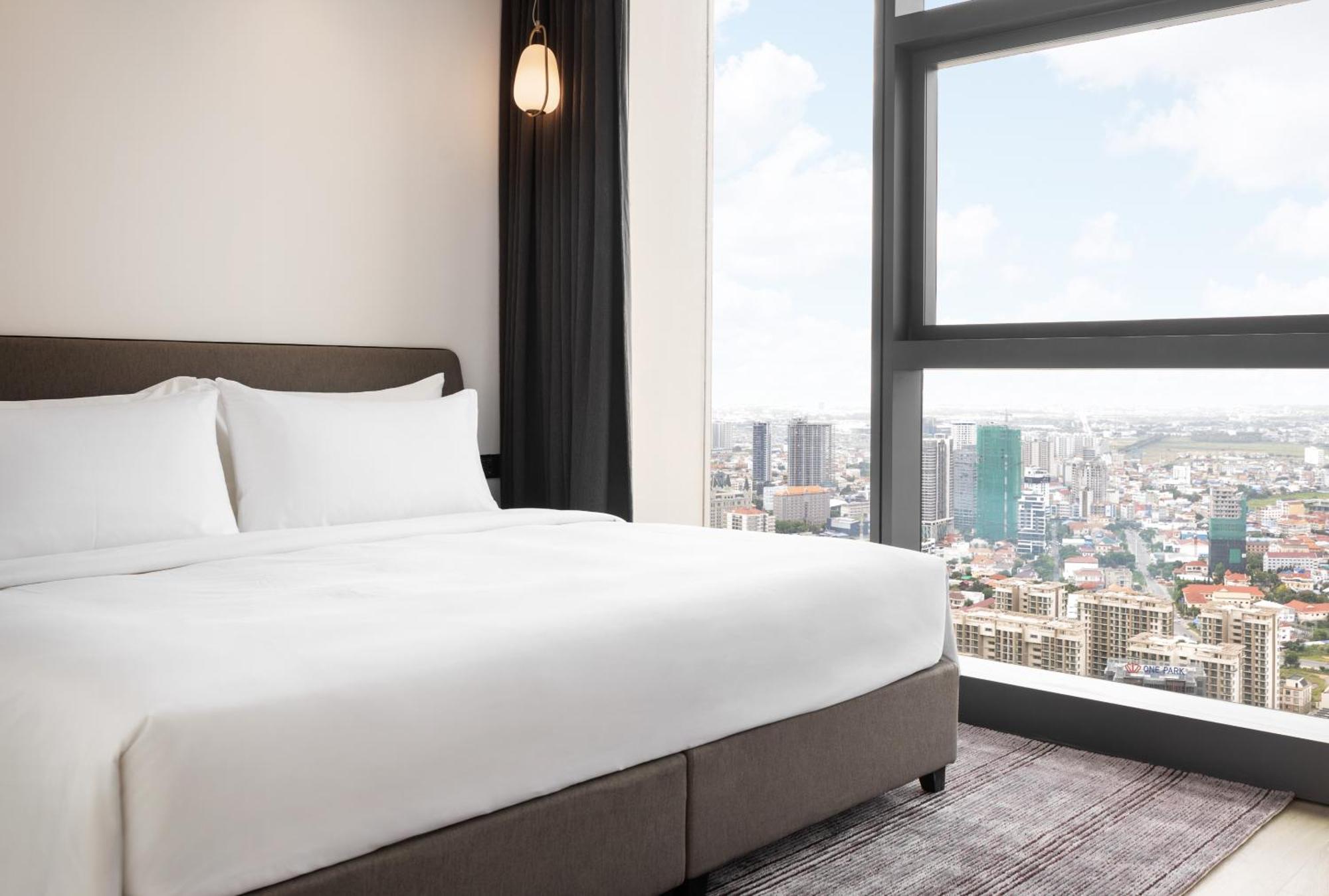 Citadines Flatiron Phnom Penh Hotell Exteriör bild